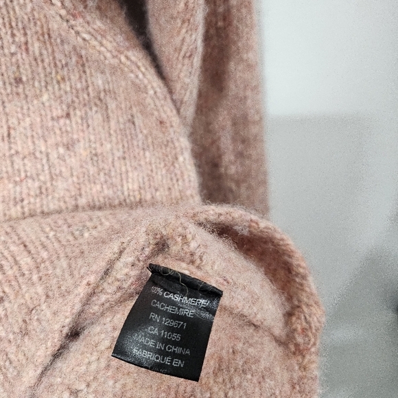 Cozy Women's Sweater in Soft Beige - Picture 6 of 6